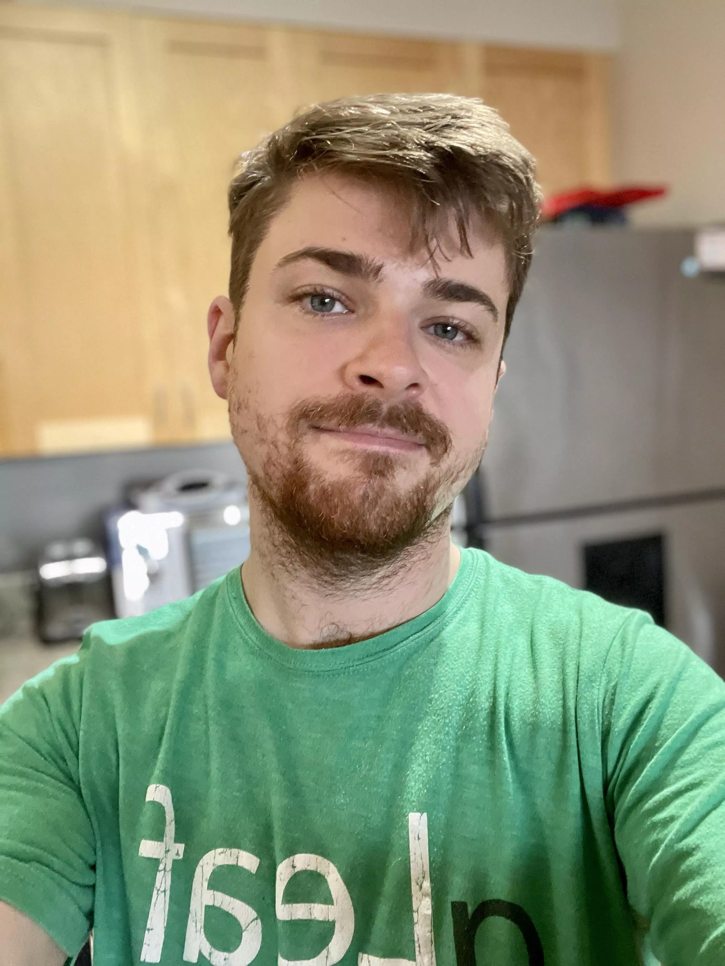 Messy hair and a bit scruffy this morning :) posted by FurryNavel