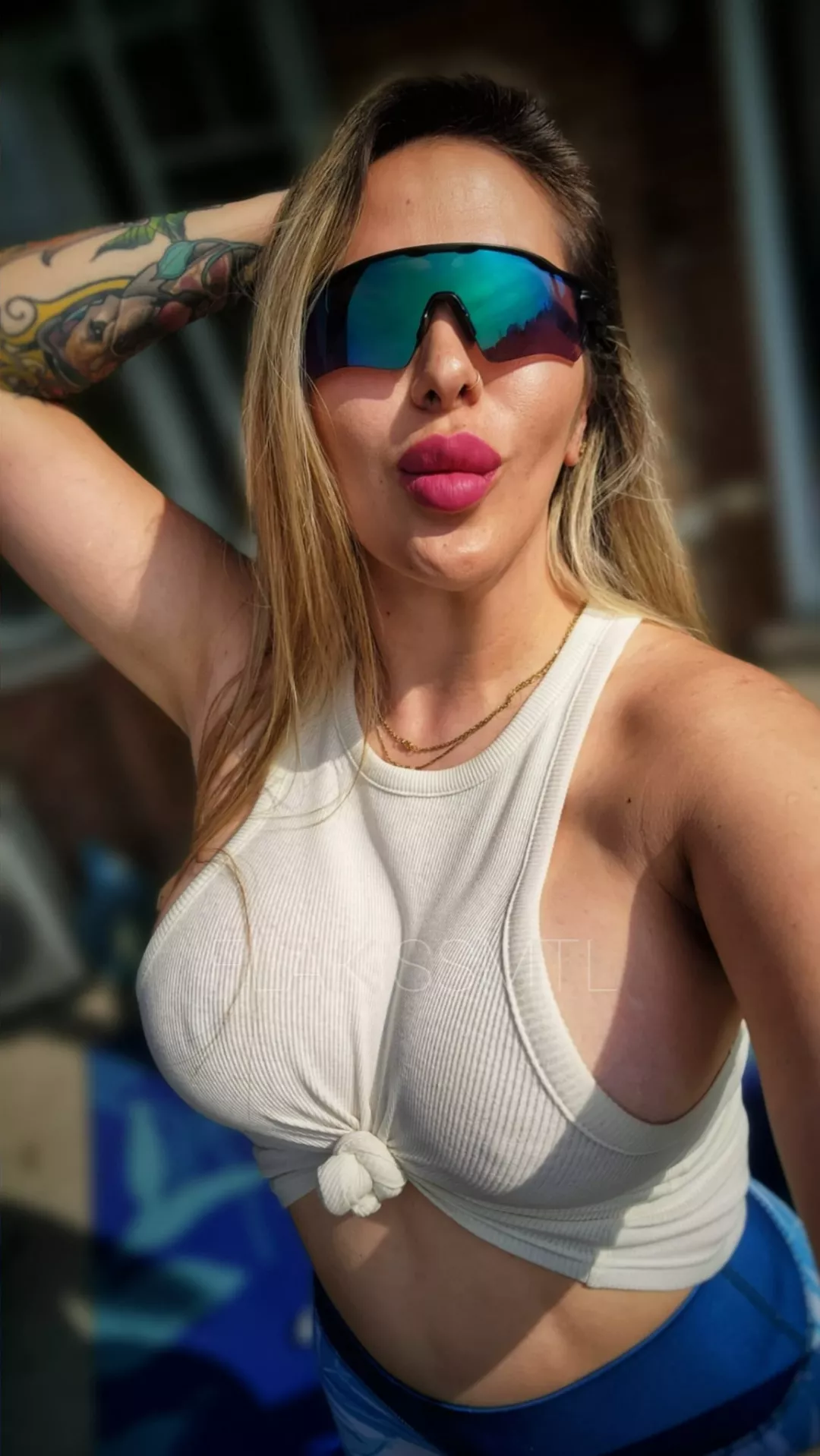 My lips made to wrap some hard ones posted by flakissmtl