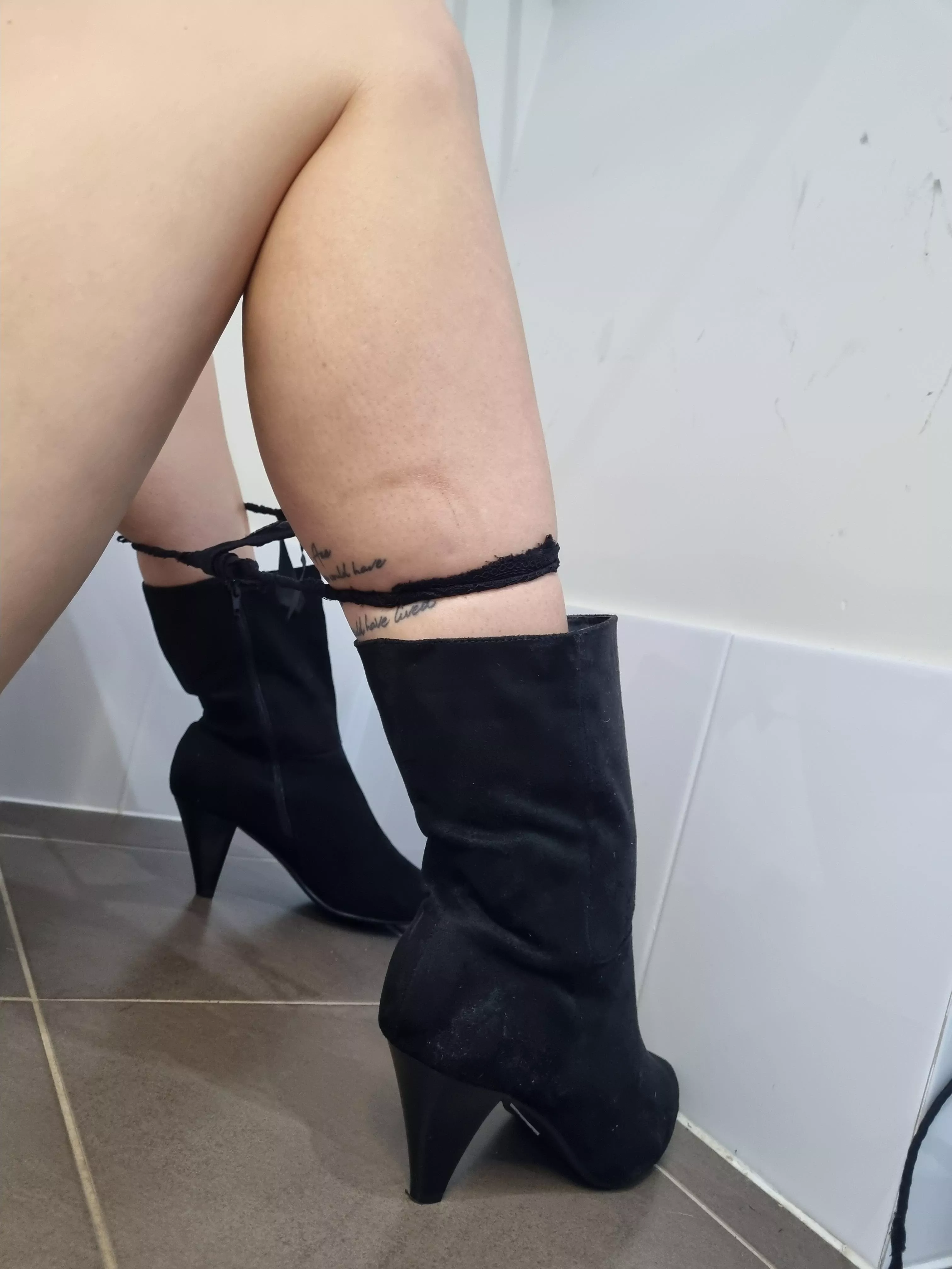 oooof posted by YourKinkyFantasy