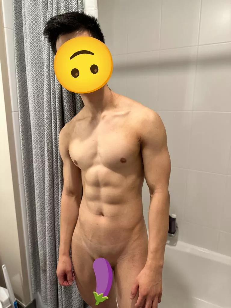 Pre-shower pic, cum join me? 🤭💦 posted by unexpecteddelight56