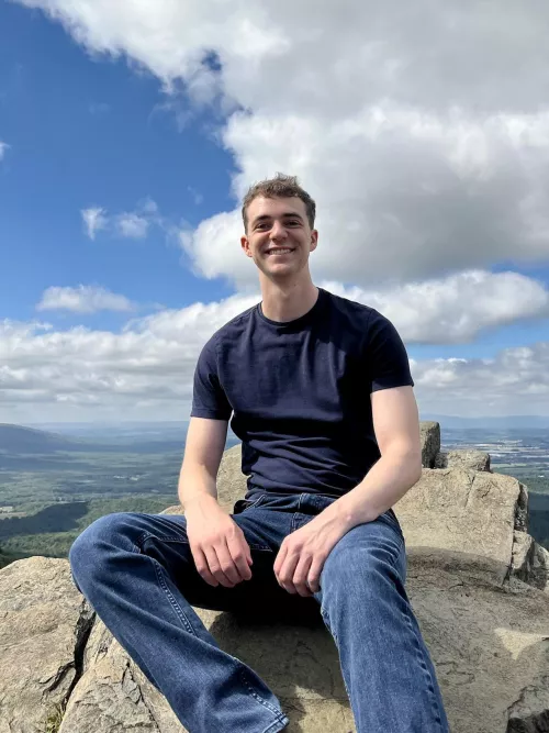 Went hiking yesterday! by cherriesxwine