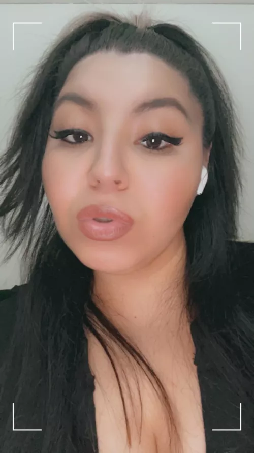 Alluring by Suchatreatswitch