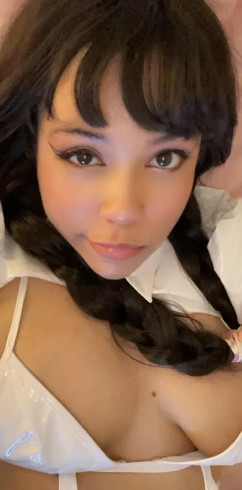 Black x white by Brattybriti