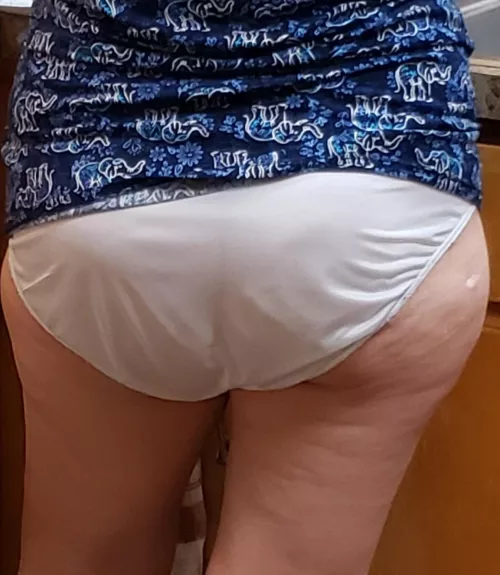 Good morning boys, I hope you like these little panties I'm wearing. There so soft and smooth against my ass. There getting a little damp in my legs too. by Beautiful_Contest631