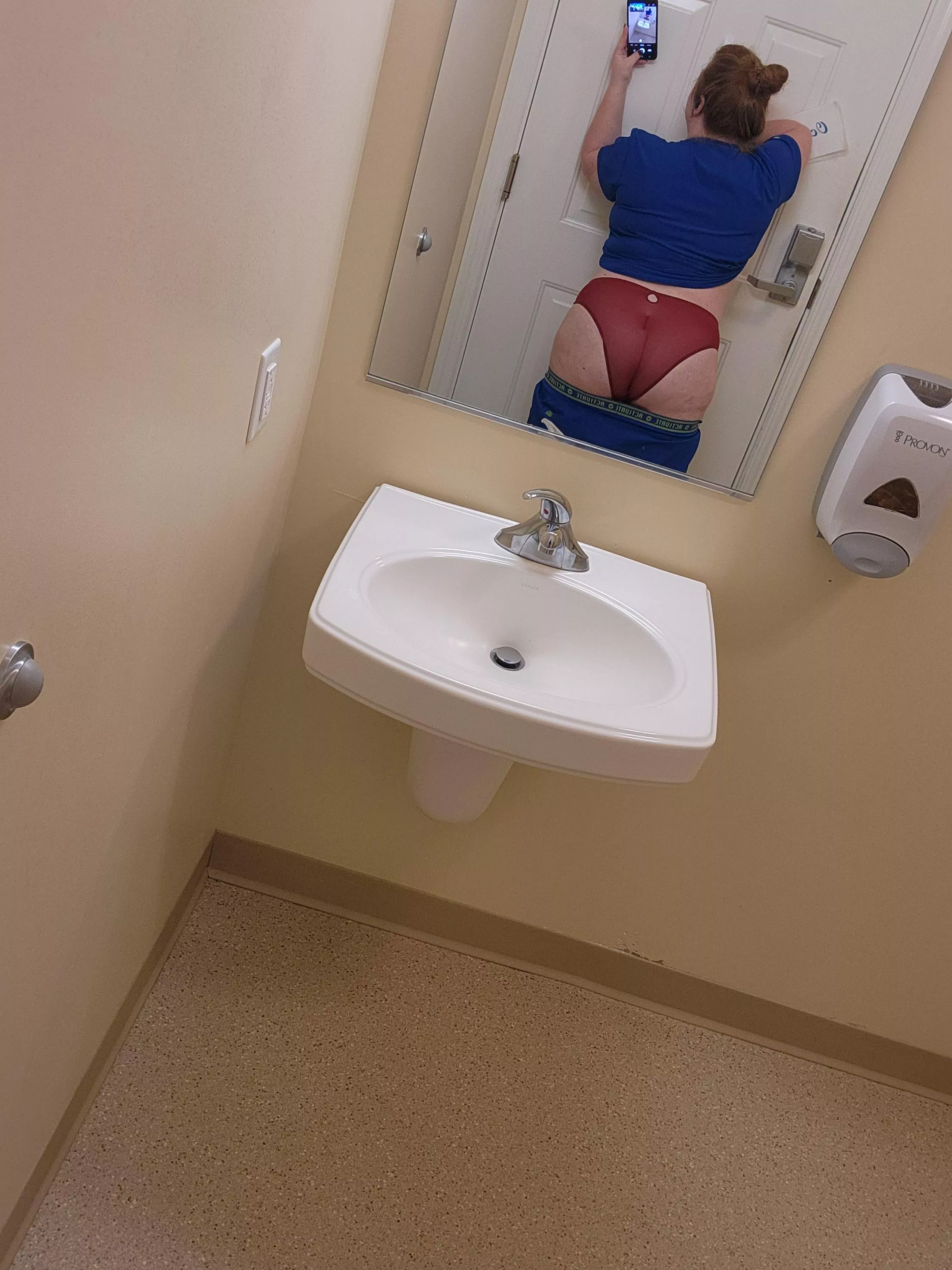 Good morning from naughty nurse posted by trippytippy89