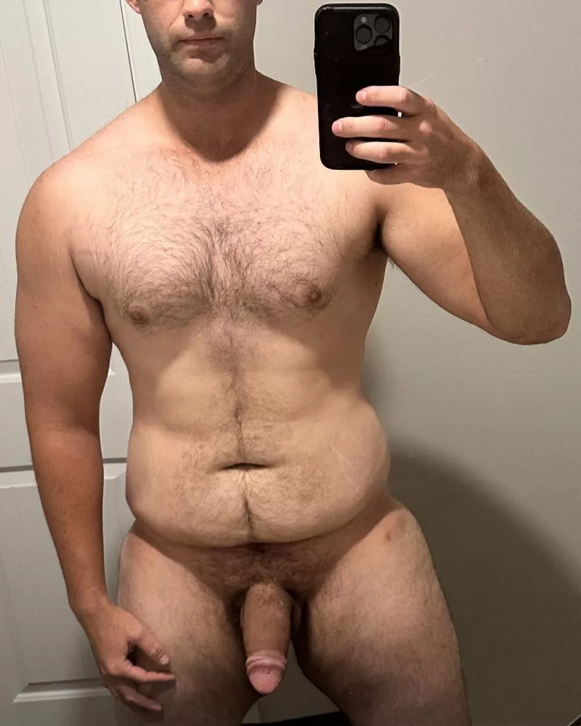 Just a (35) married dad who’s dick gets no love anymore. posted by Professional_Long439