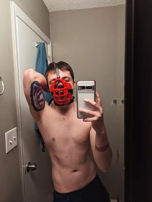 Muzzled pups are good pups by ssardines