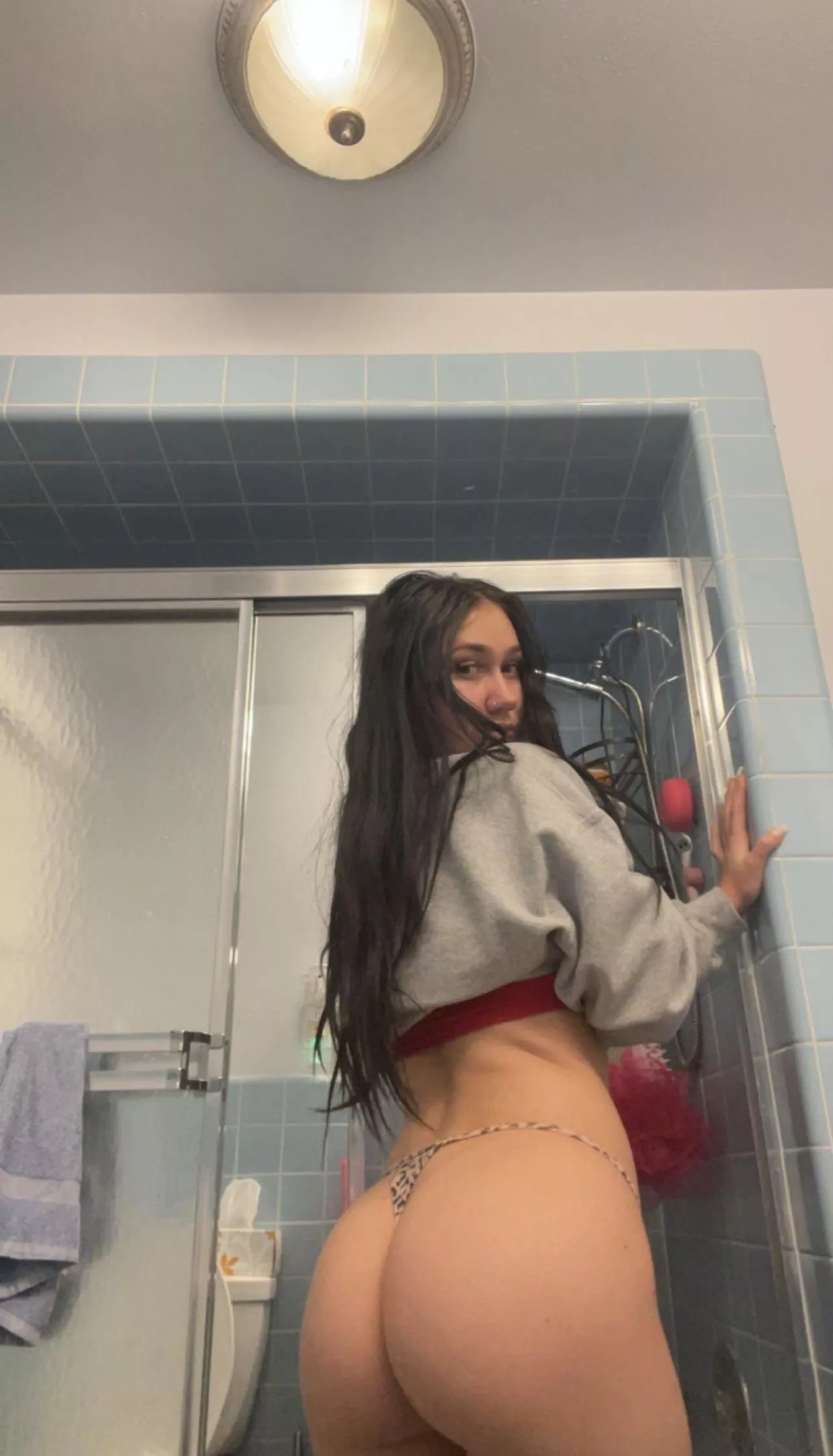 My professor gave me an A for ass 😳 posted by AubreeSecret1