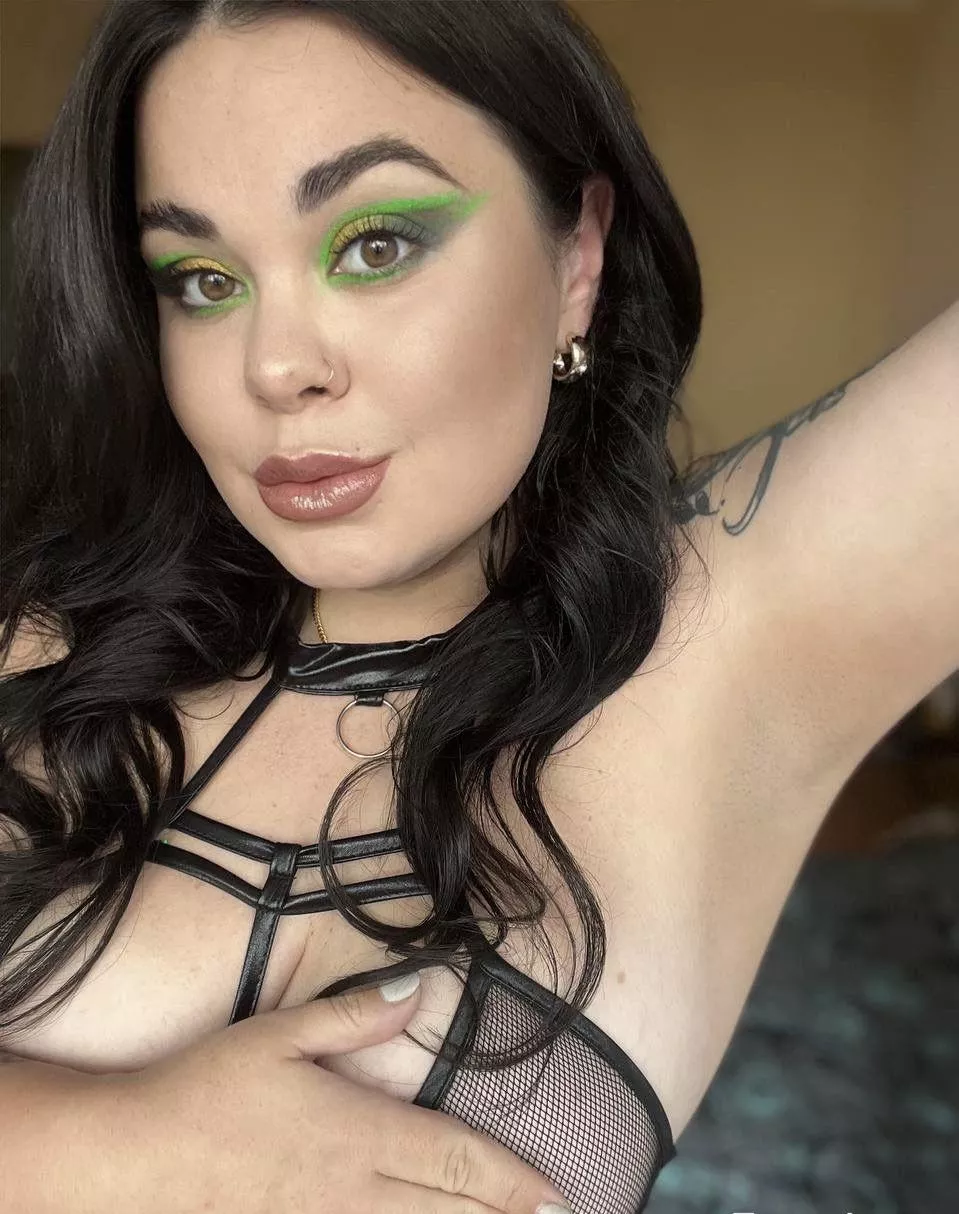 my smooth armpit ✌ posted by Useful_Effort_