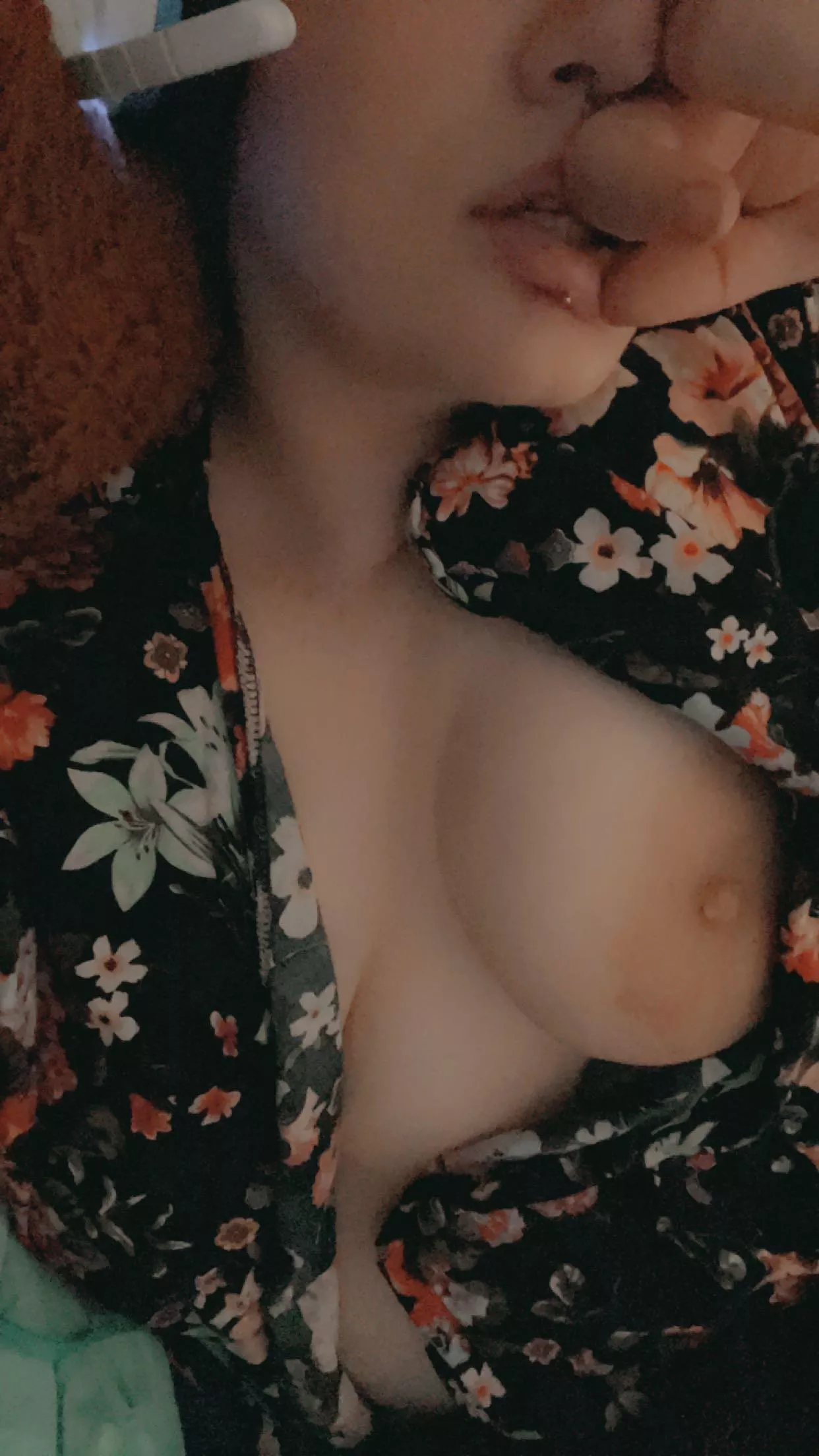 Oops, my robe opened while I was gaming 🤭 posted by thesanestofdors
