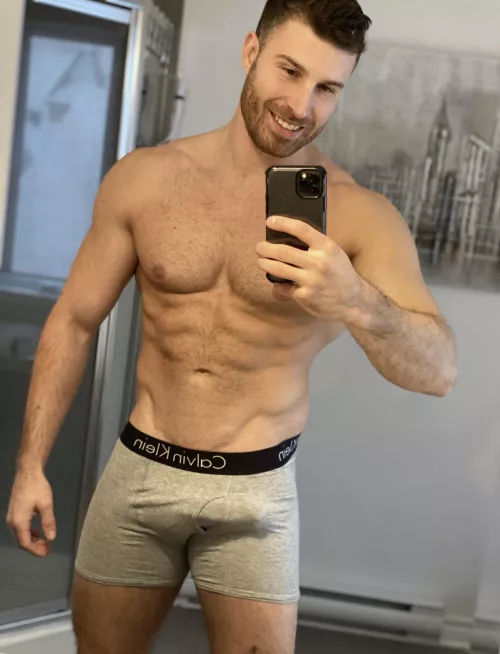 Ready to start the week (32) by Charming_gymer