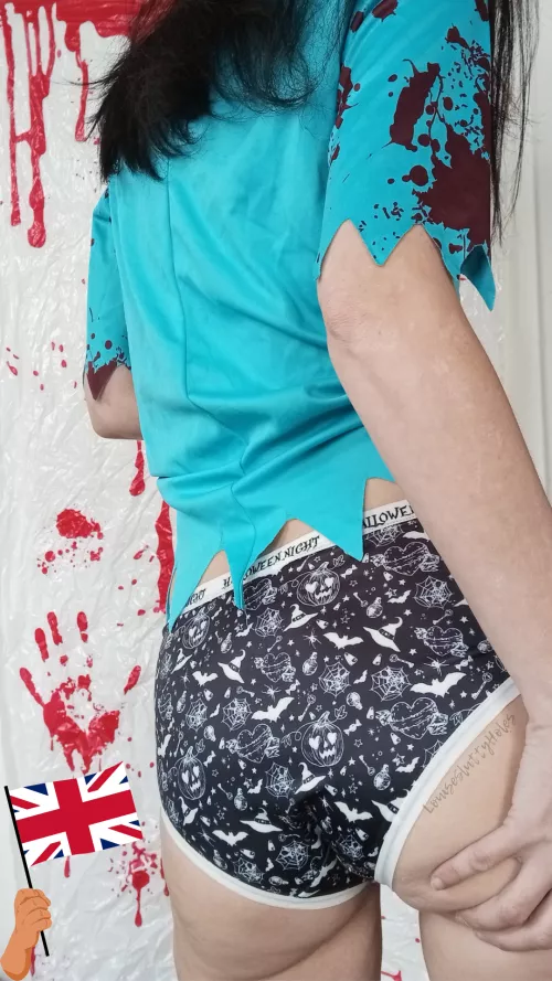 🎃👻 this is how Granny does Halloween 👻🎃 by louisesluttyholes