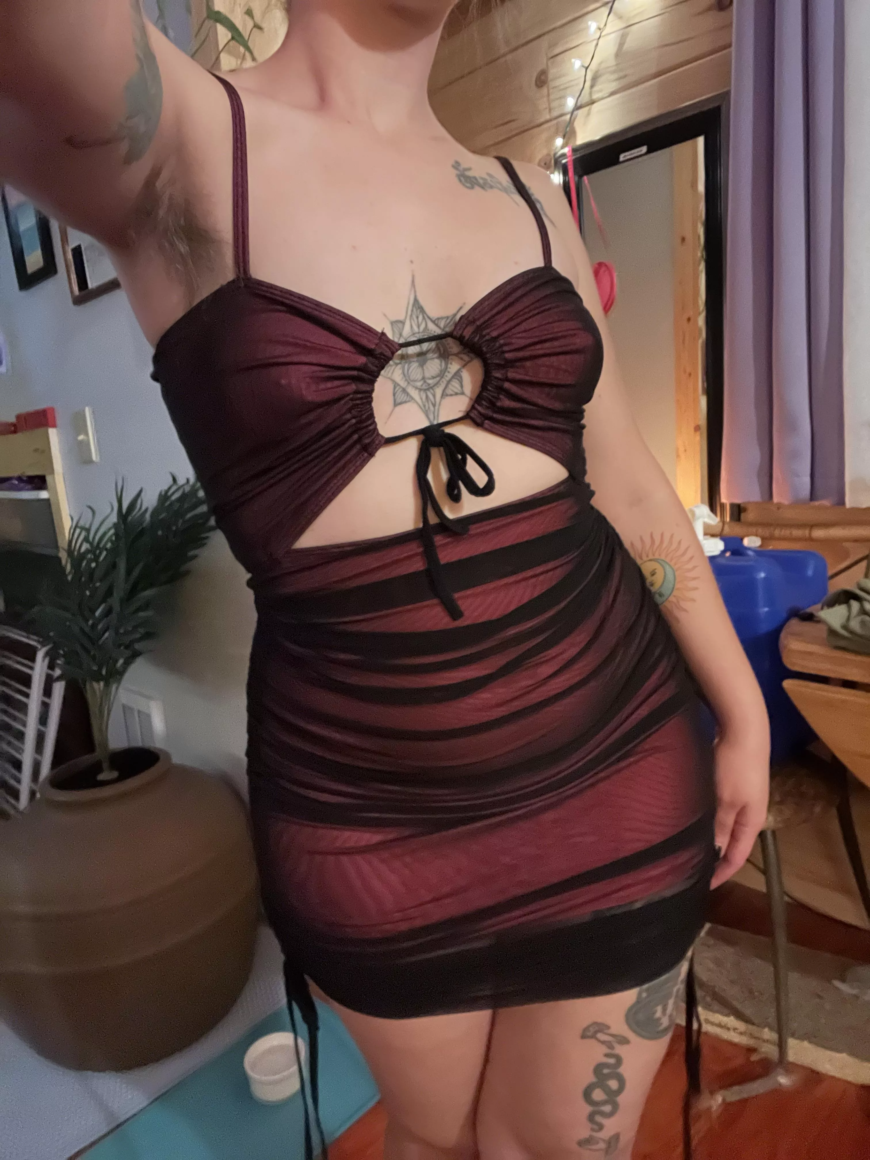 would you lick my pit while out dancing at the club? I don’t wear deodorant :) posted by morticia-arquette