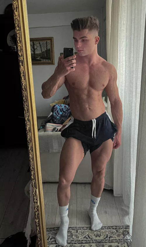 Would you smash by Me555264