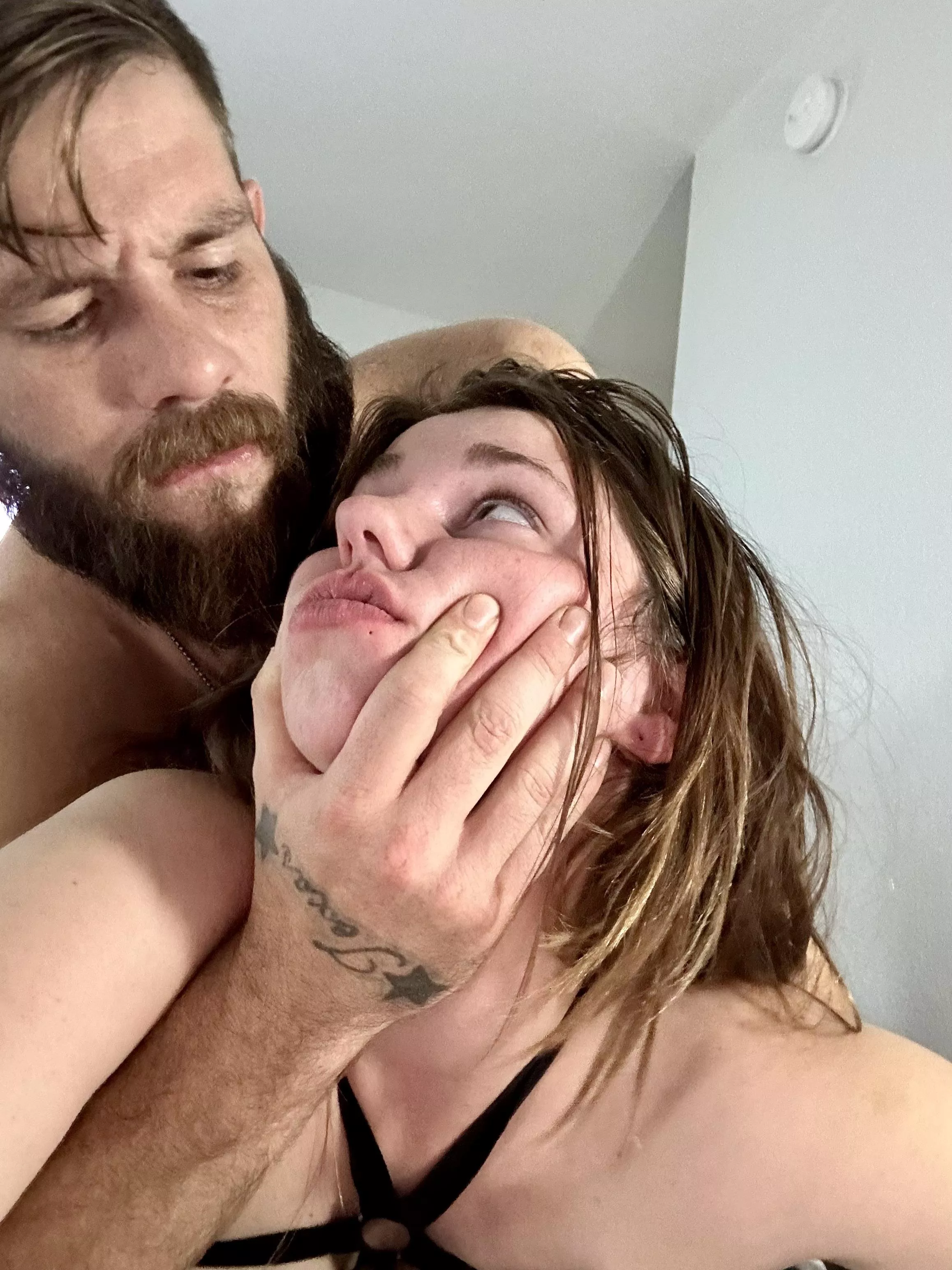 Young sexy couple come check us out and show some love y’all ❤️ posted by Devinecum