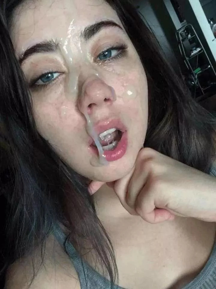 Cumslut posted by FloGuda