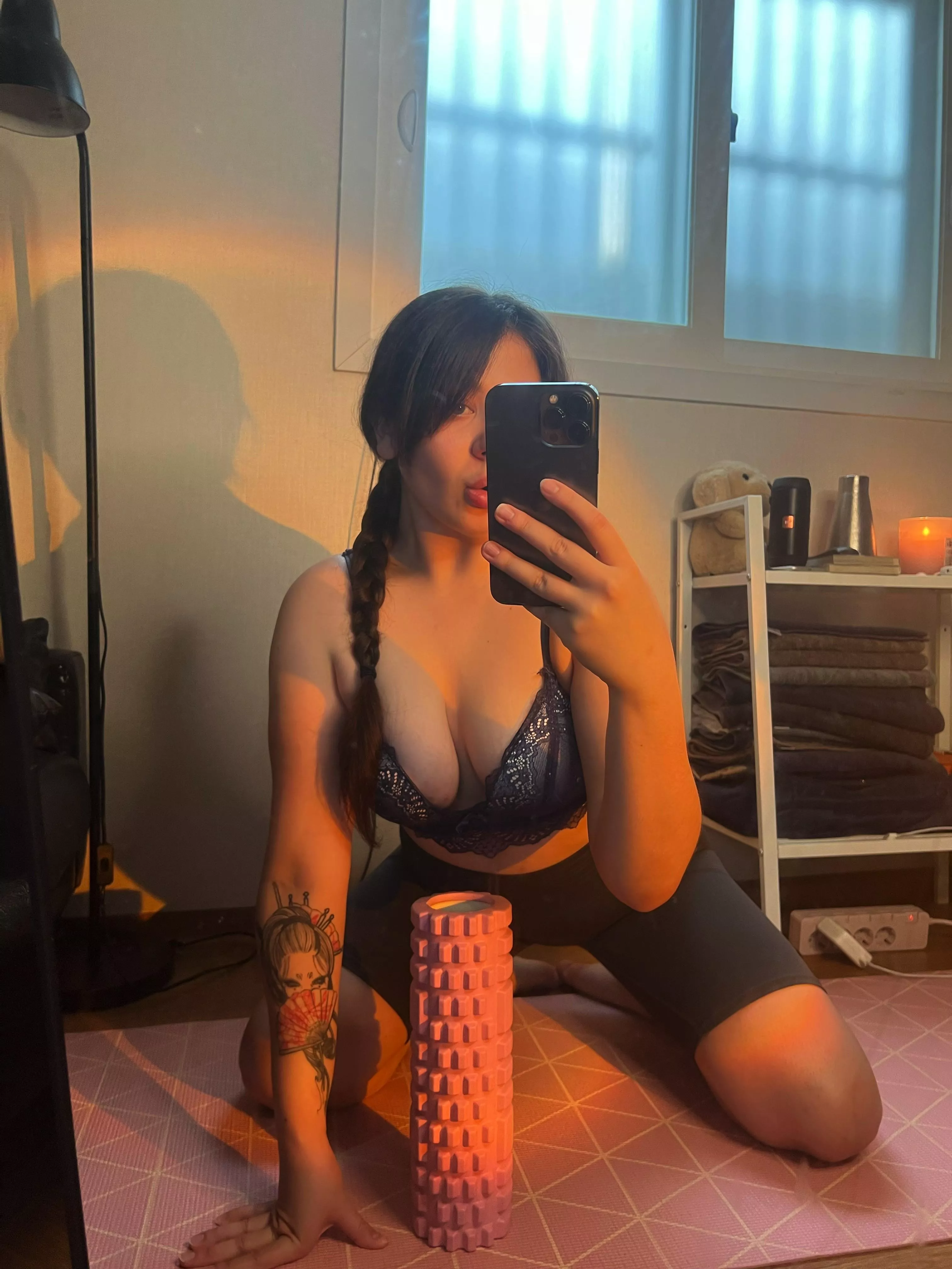 (F) Can I be your new slut posted by Taperedbonding127