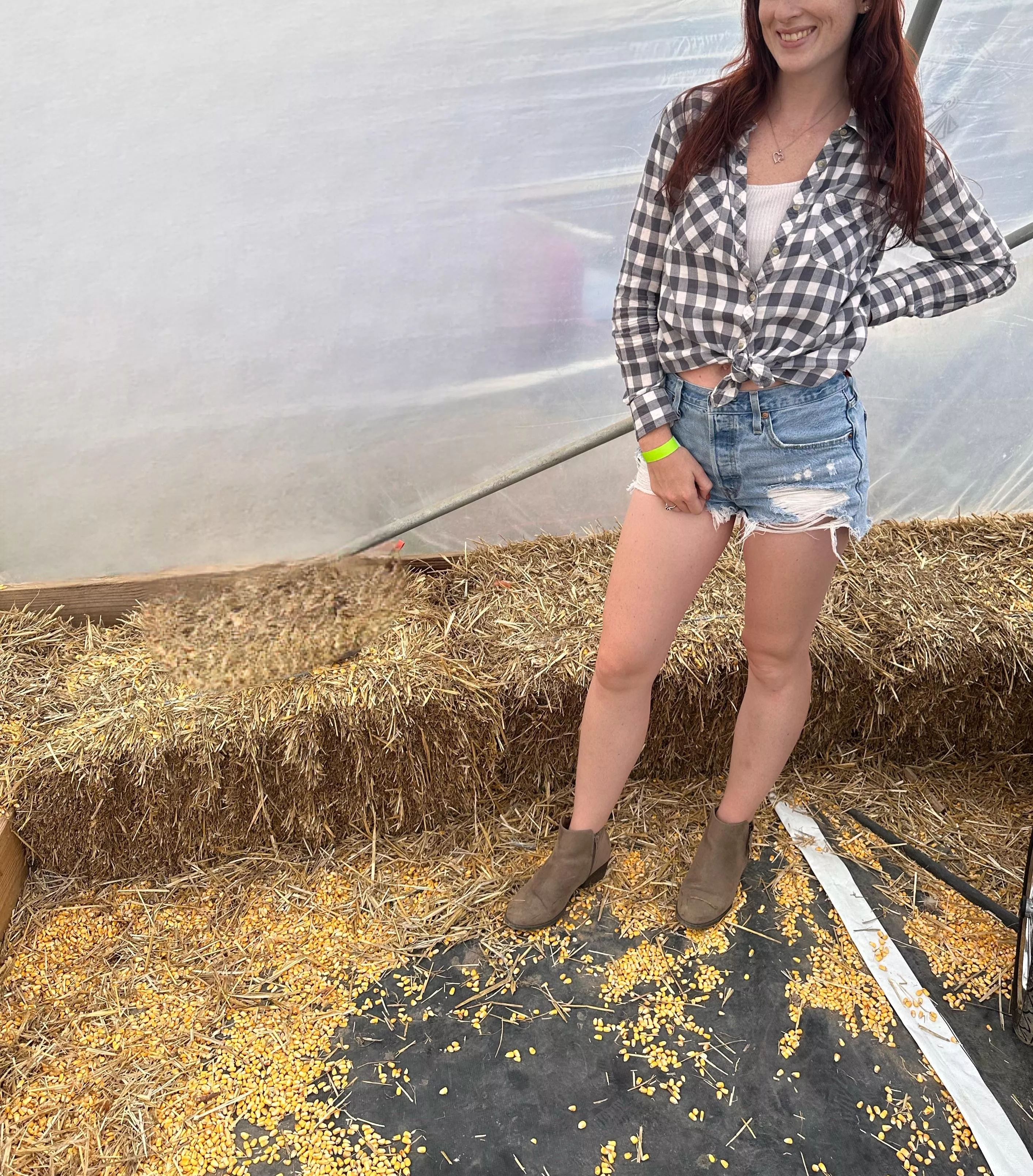 Helping work at the universities farmer association convention today. I plan on getting a lot of attendance at my booth posted by Cay_Bakes