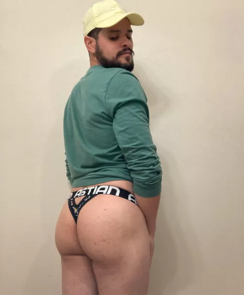 How’s your night going by ceixx4