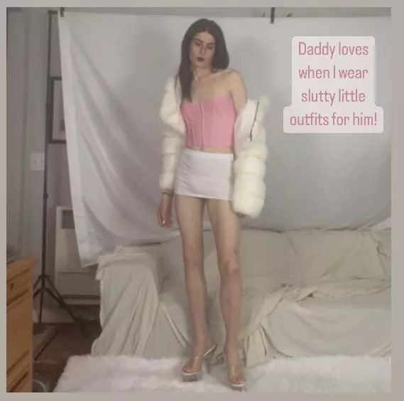 I do what Daddy says 💕 posted by Civil_Essay_6285