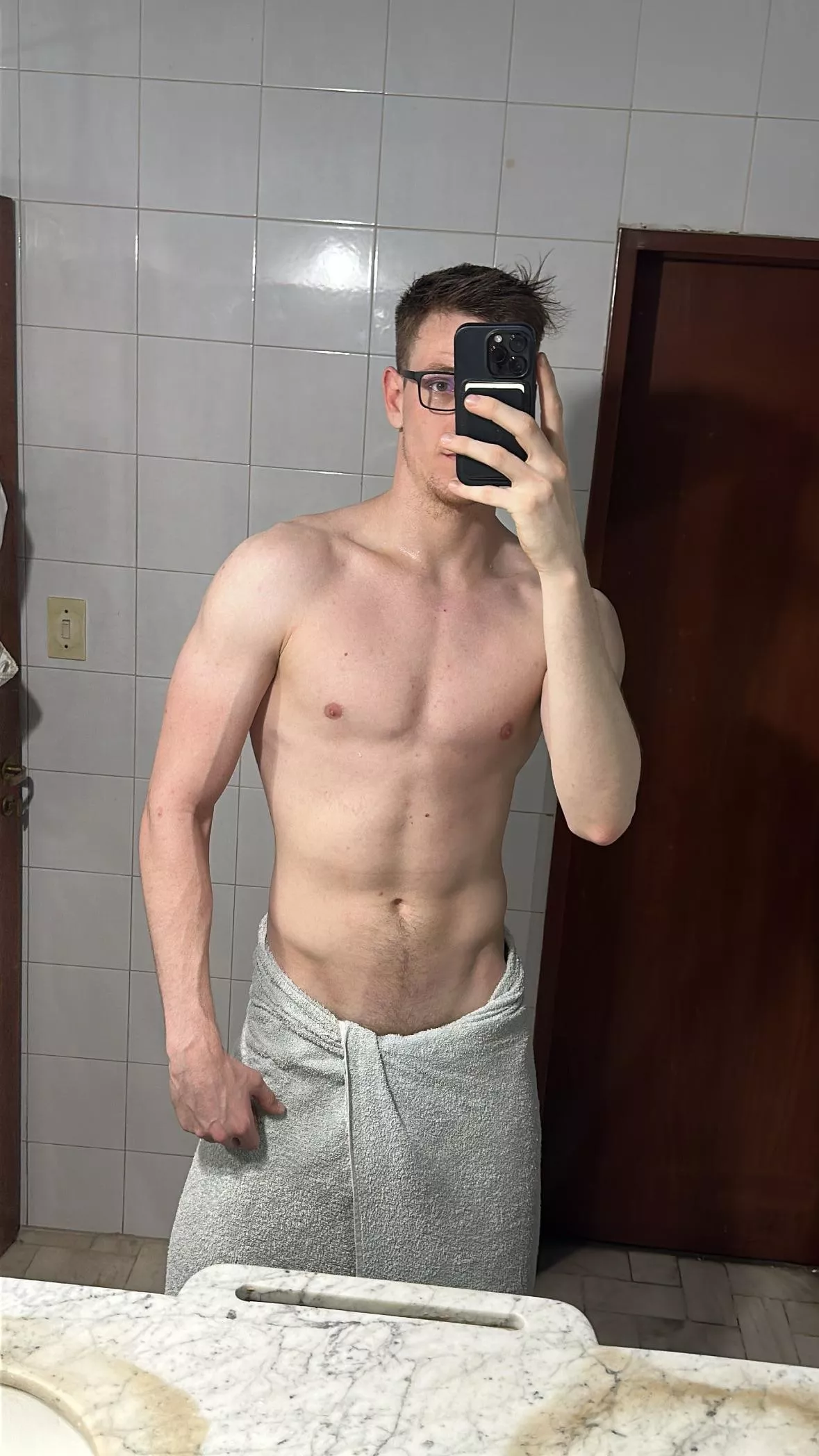 I just left the gym 💪🏻 posted by Conorevanns