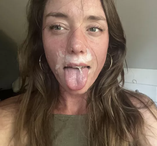 I love being a slut for cum and craving it all the time by luciddazeyy