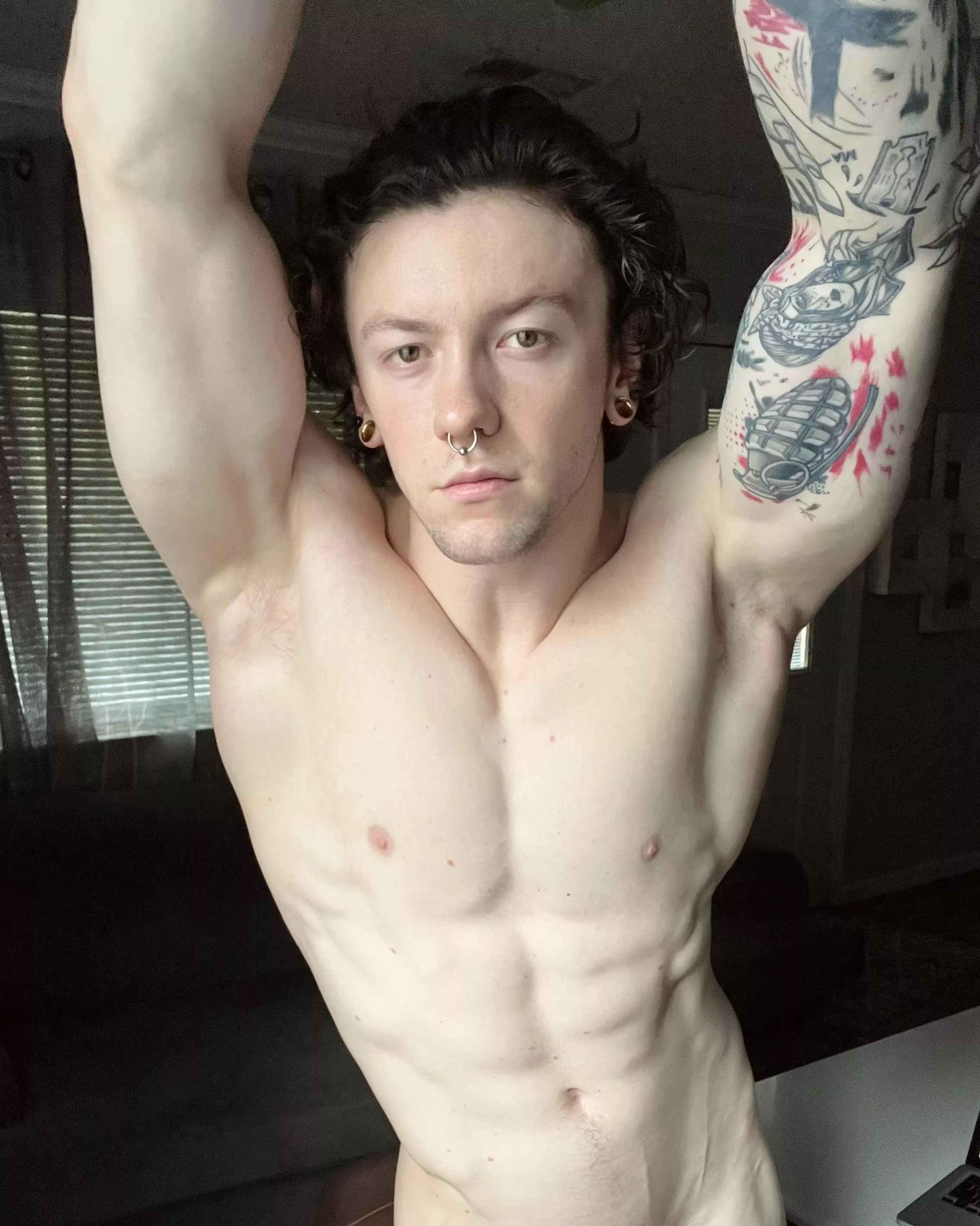 Lick my abs before you suck it posted by sadandhydrated_97