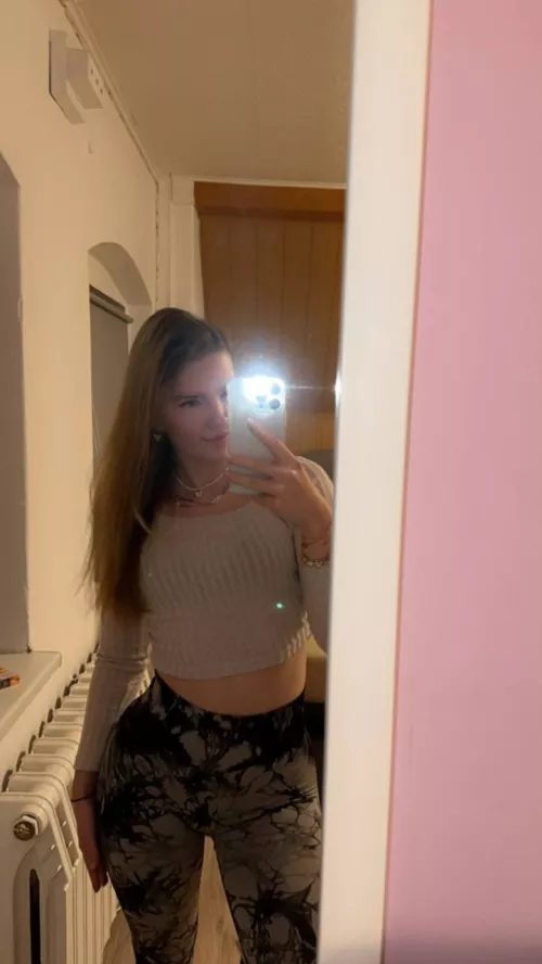 my cheeks just eat my leggings by Averageeocene