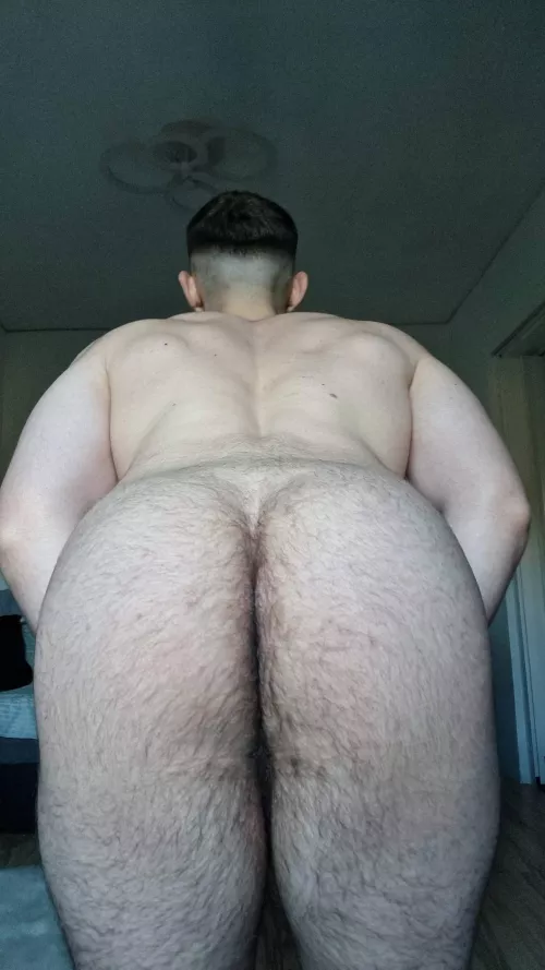 My girlfriend doesn't wanna eat my ass, would boys do? by psymantou