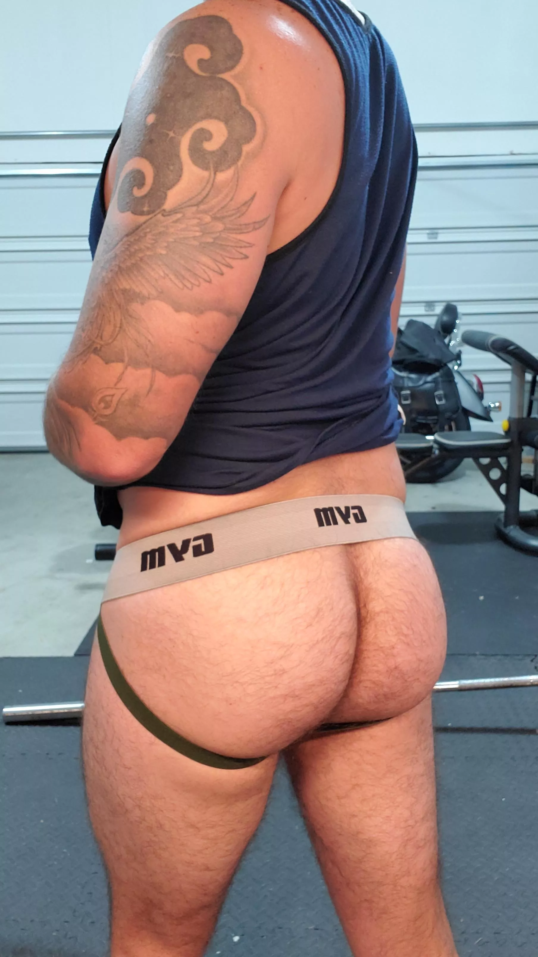 New jockstrap doing its job😈 posted by Basic-Recognition-23