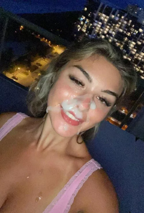 She likes it drooling down her face by FloGuda