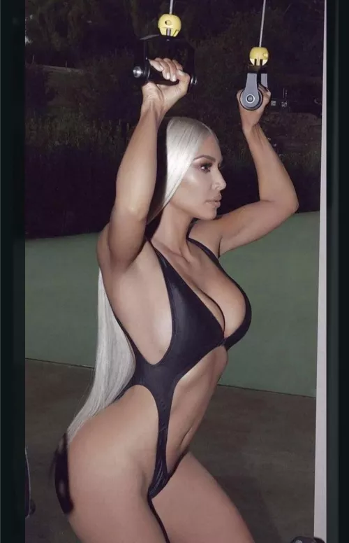 Such a tight body by GroceryAble5199