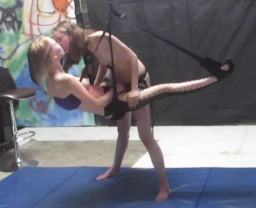 Swing kiss posted by TheNerdAndHerBird