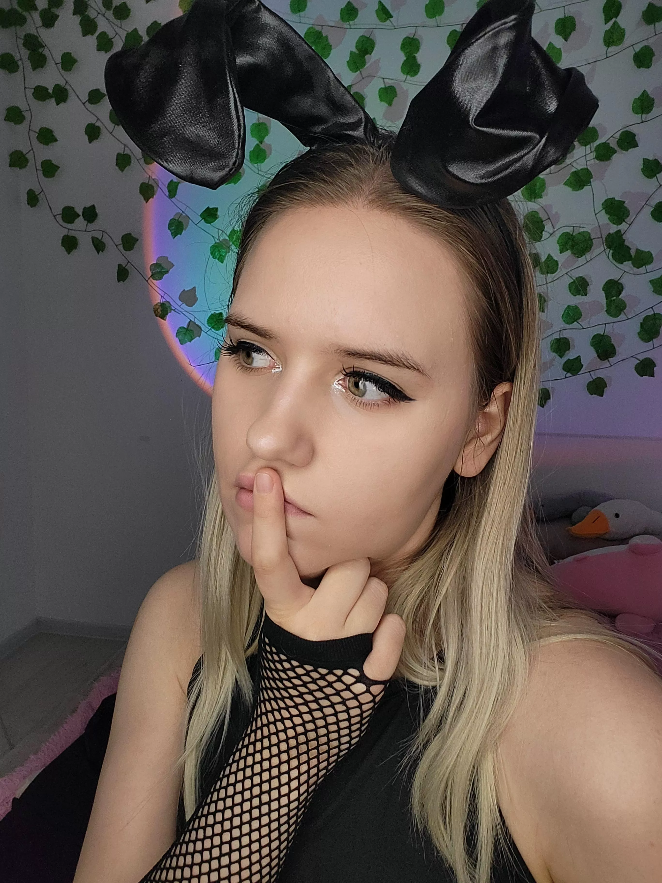 will you feed me carrots? posted by Fun_Engineer1424