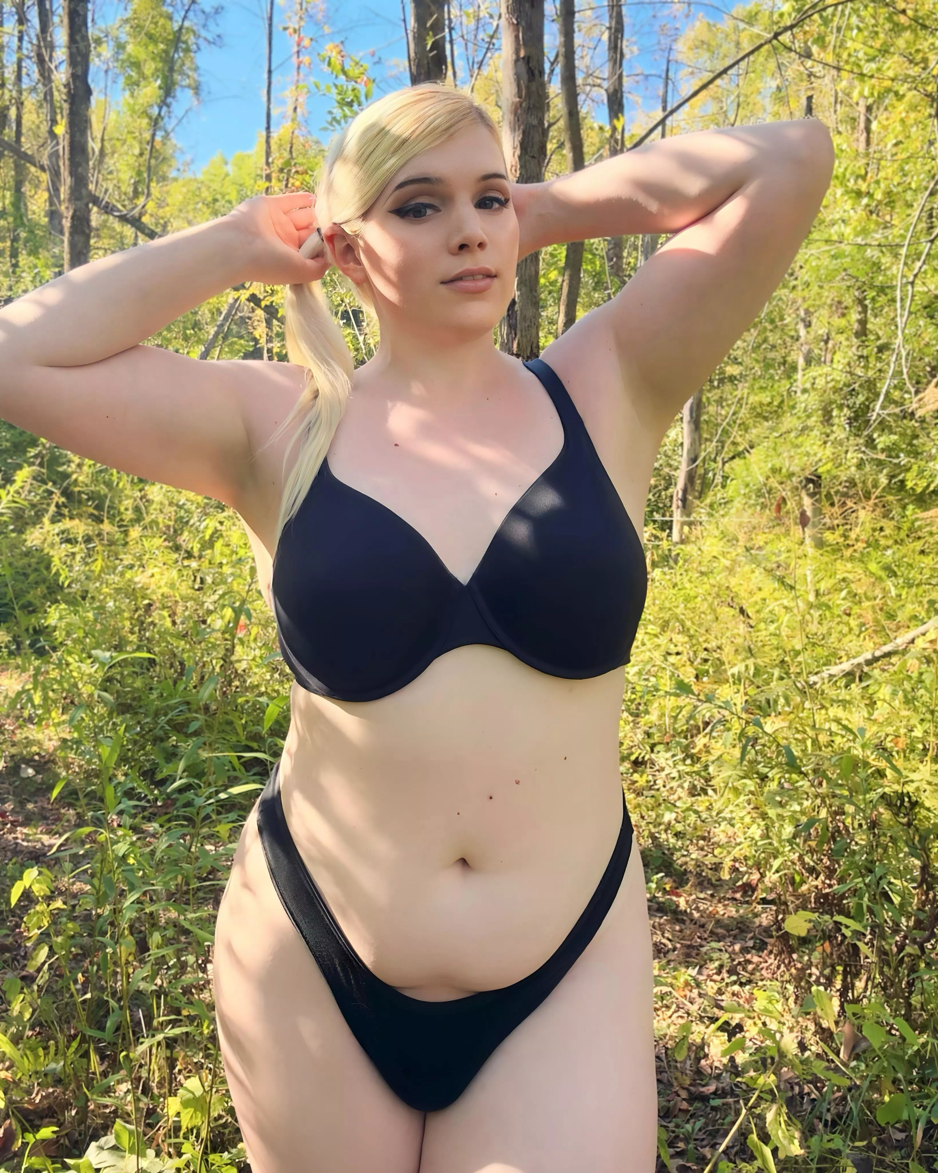 Would you get lost in the woods with me? 🥰 posted by realamandarae