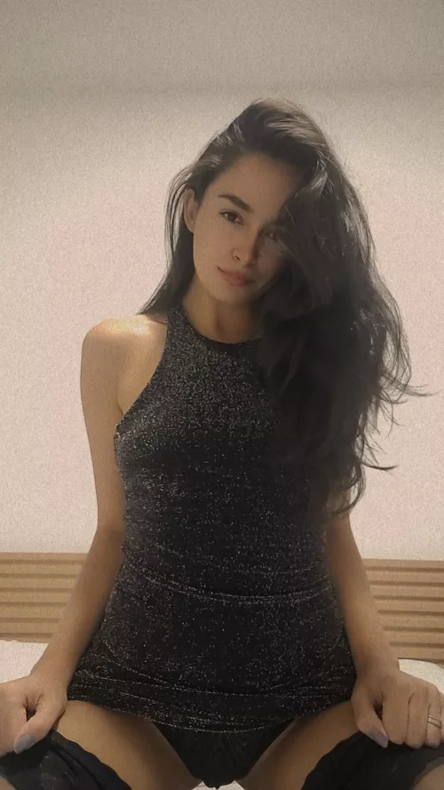 Would you like me to wait like this for you every day? by Unburnti