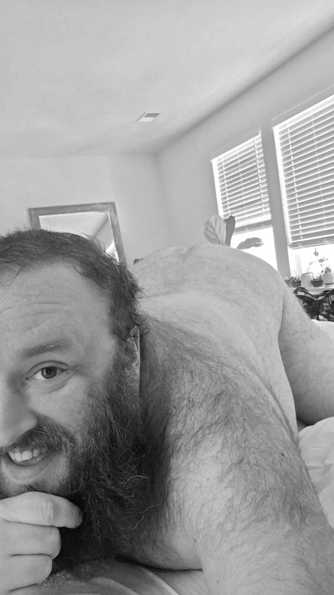 Anyone wanna get behind me? posted by BiBeardedBear