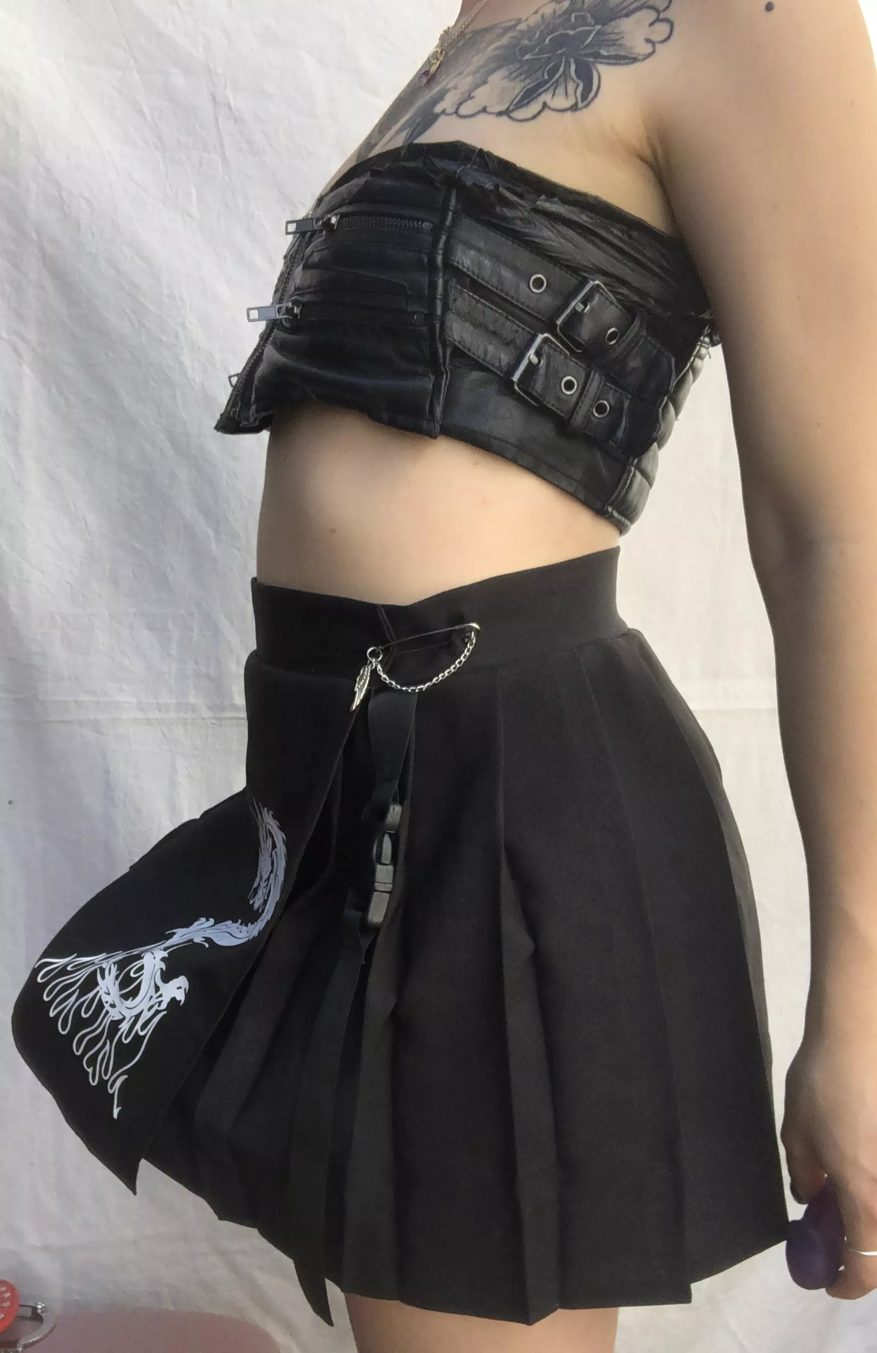 Come on sissy, on your knees beg posted by DreadGorgona