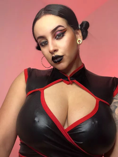 Contact eyes by nia_gonzalezl