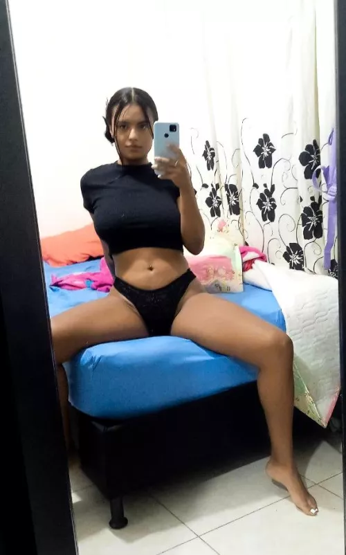 dont think bad things! by angelinagil