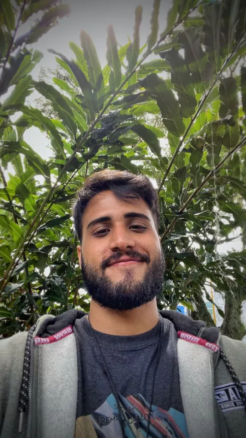 Happy 😁 by Walter_1999_