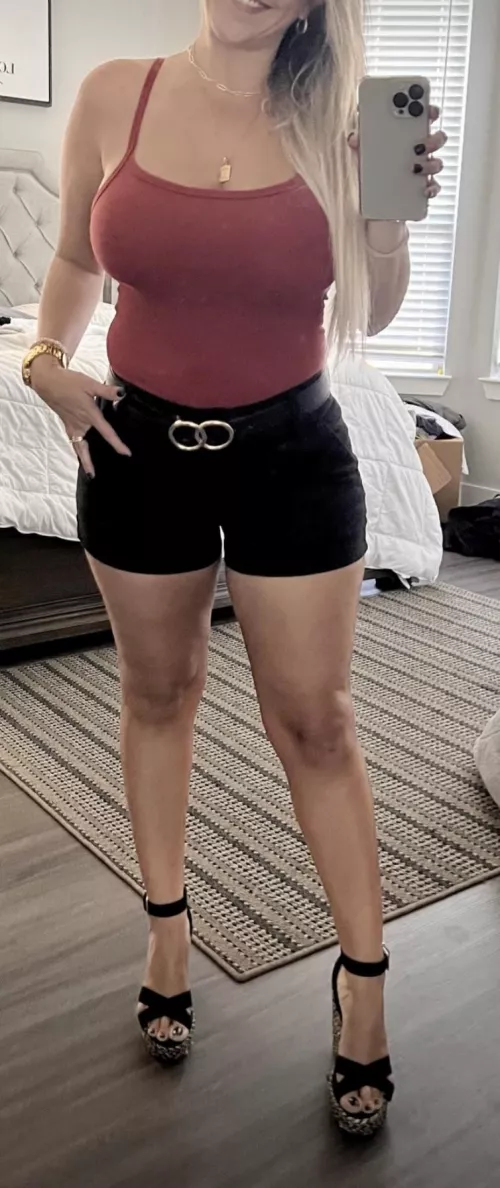 I just wanna watch her get taken care of…I will stay in the corner and let whoever own her. by wolverines8686