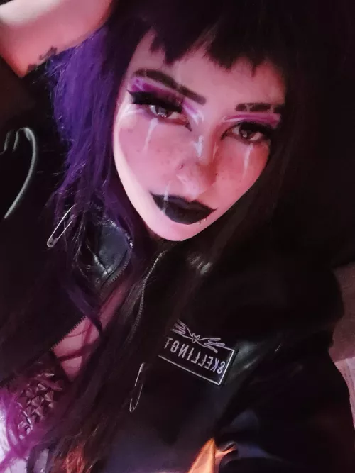 If you look away could you live with yourself? by xdream_scapex