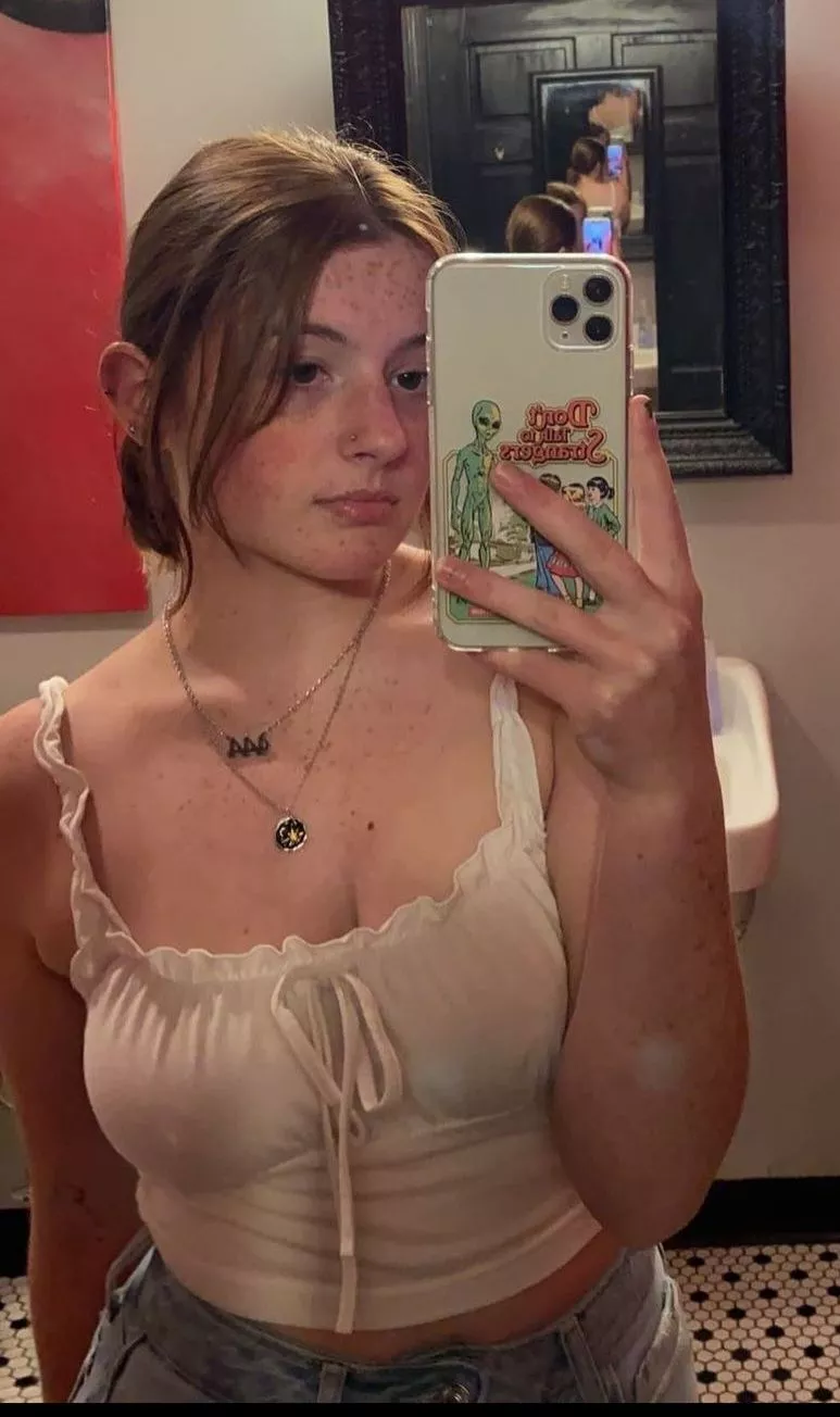 IUTR sexy crush (19f) posted by justyeah11