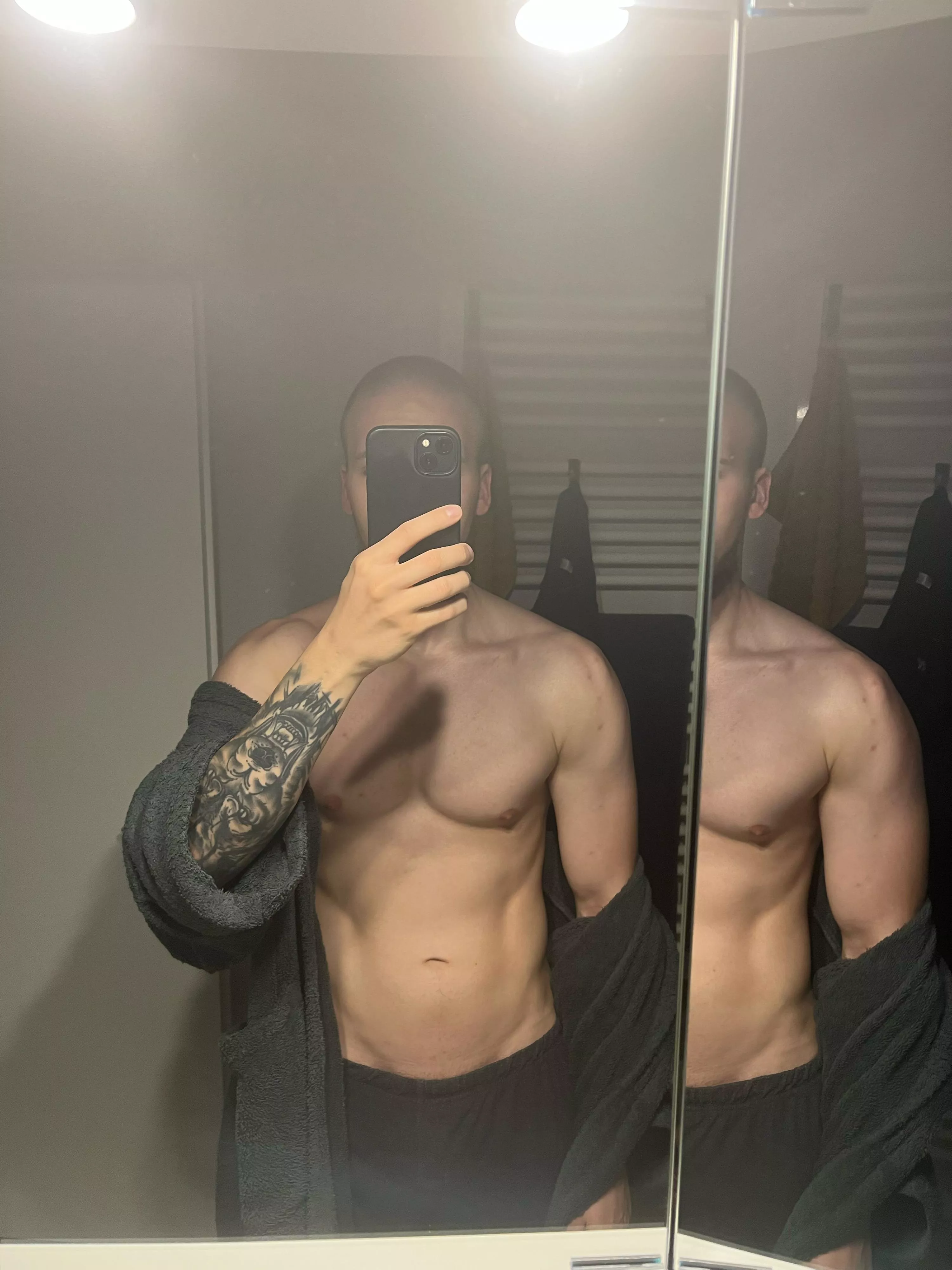 Lifting heavy and feeling strong! posted by KeyDisance