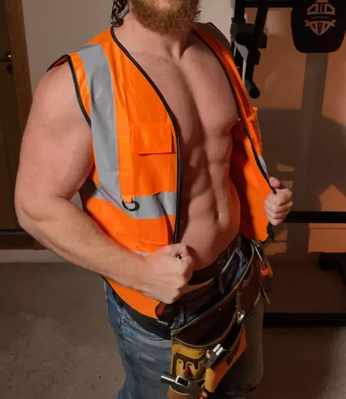 Lunch break time! Who’s needing a pounding? by Bearded_alpha1