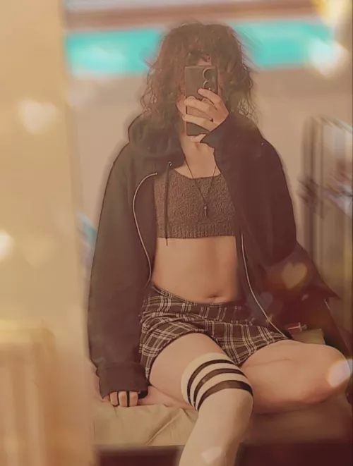 my hair looks awful here, sorry!!!! by Hour-Mixed