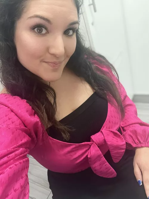 No panties under the work skirt today by sexxymilf1030