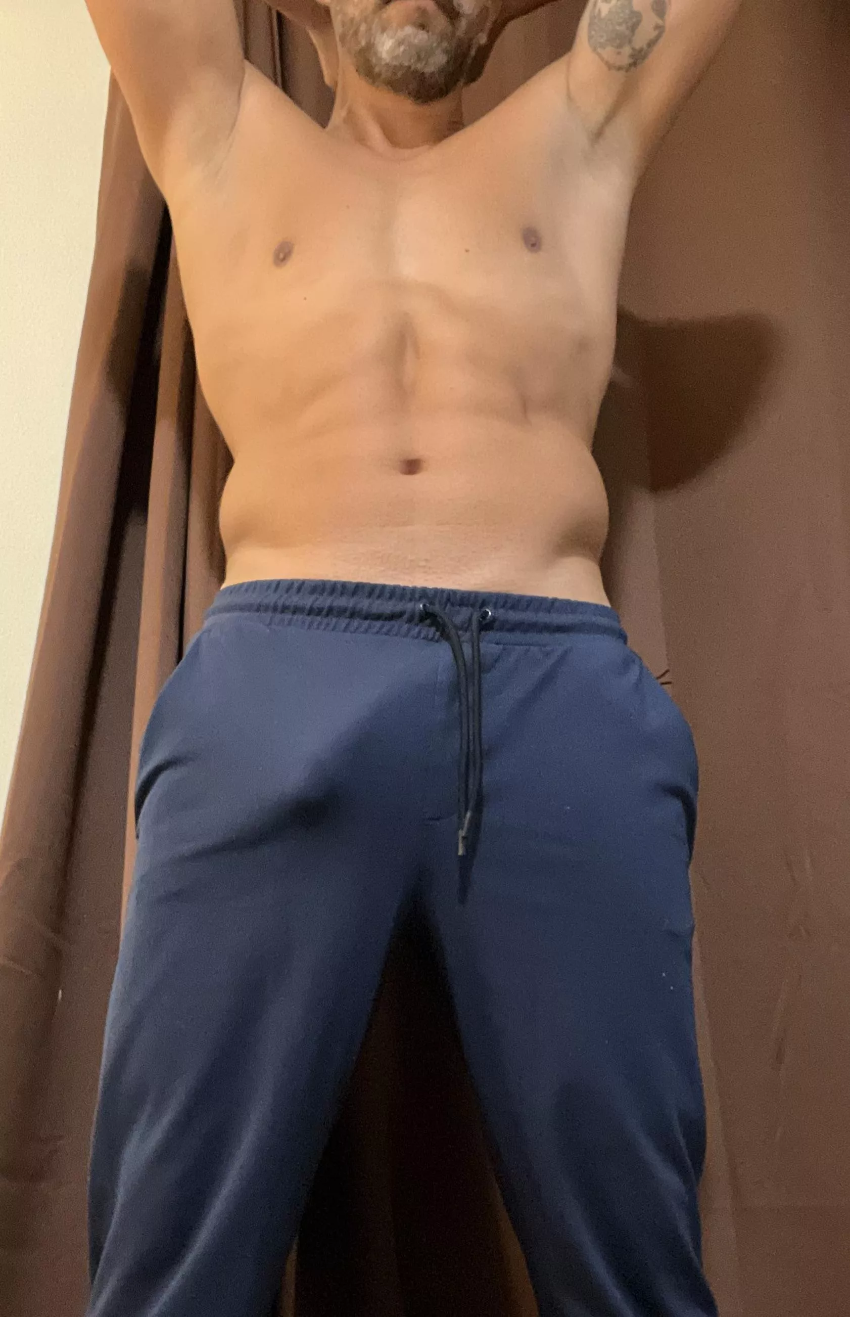 Sweatpants Sunday, hope you dont mind my sinprint 😏 posted by Future_Poolboy