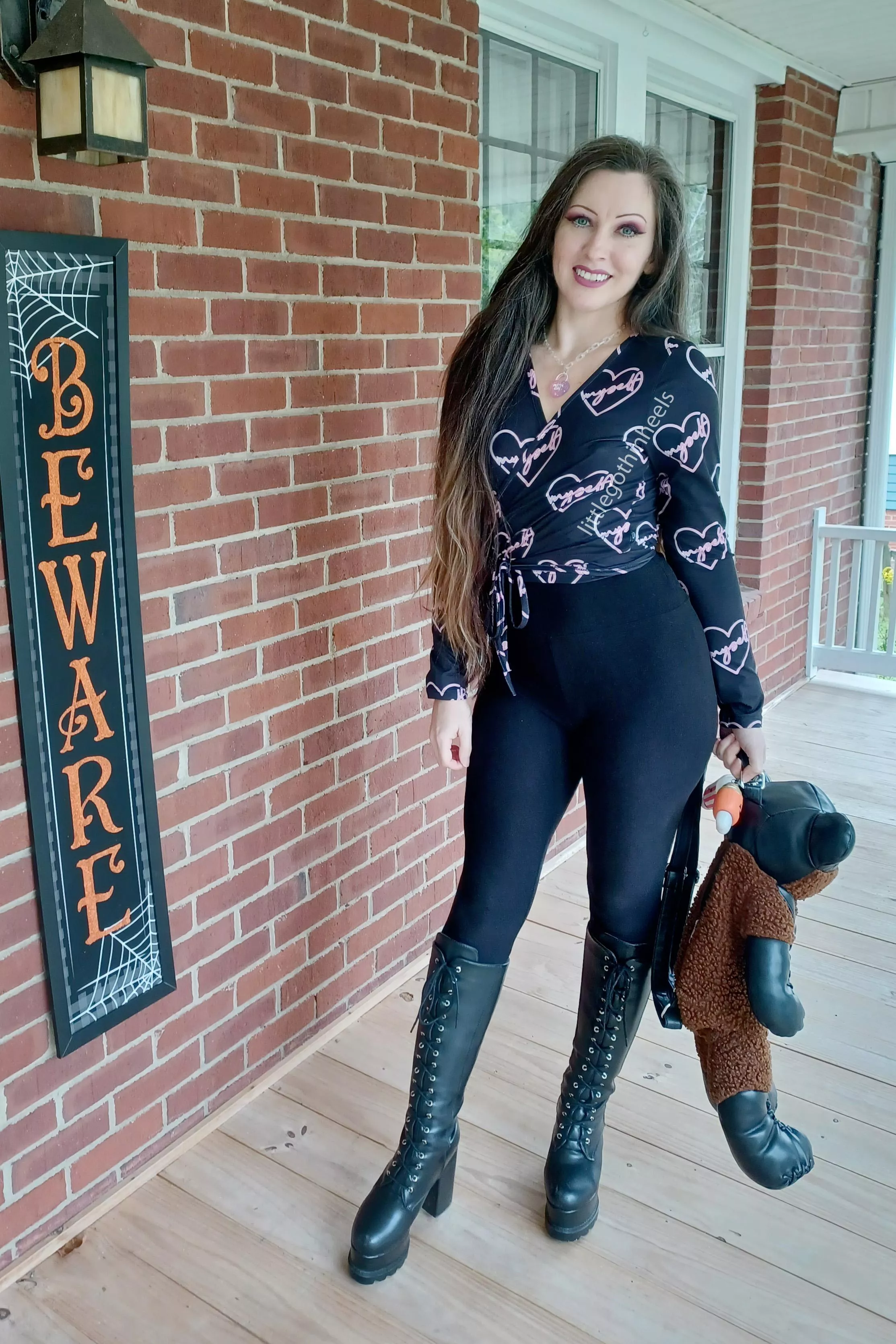 tall platform goth boots with leggings (42F) posted by littlegothinheels